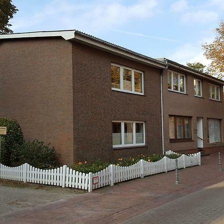 Апартаменты Haus Niemann Вик-ауф-Фёр Экстерьер фото